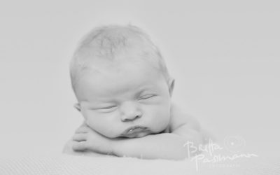 Neugeborenenfotografie in Dortmund | Sophie | 10 Tage