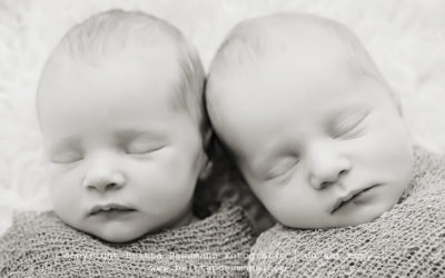 Zwillingsfotos Dortmund | Neugeborenenfotos Zwillinge