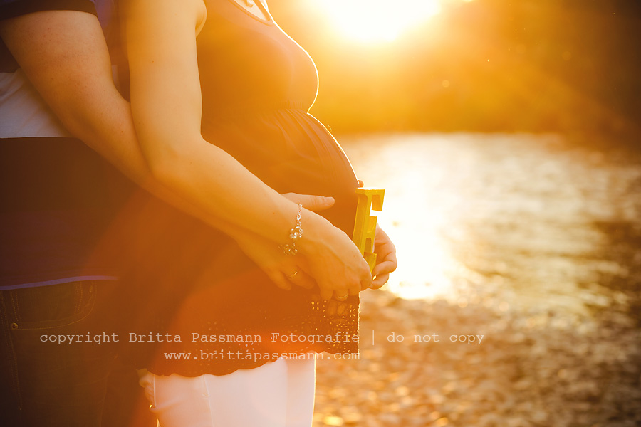 Babybauchfotos Dortmund | Schwangerschaftsshooting an der Ruhr