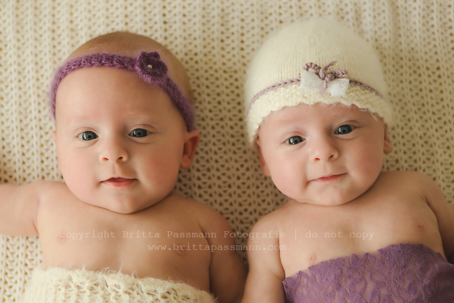 Babyfotografie in Dortmund | Zwillingsfotos von Sarah und Sophie