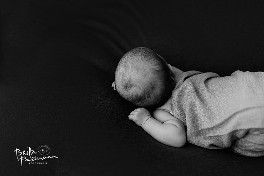 Neugeborenenfotos_Dortmund_Britta_Passmann_Babyfotos_Fotoworkshop_Fotoshooting_Fotostudio_12