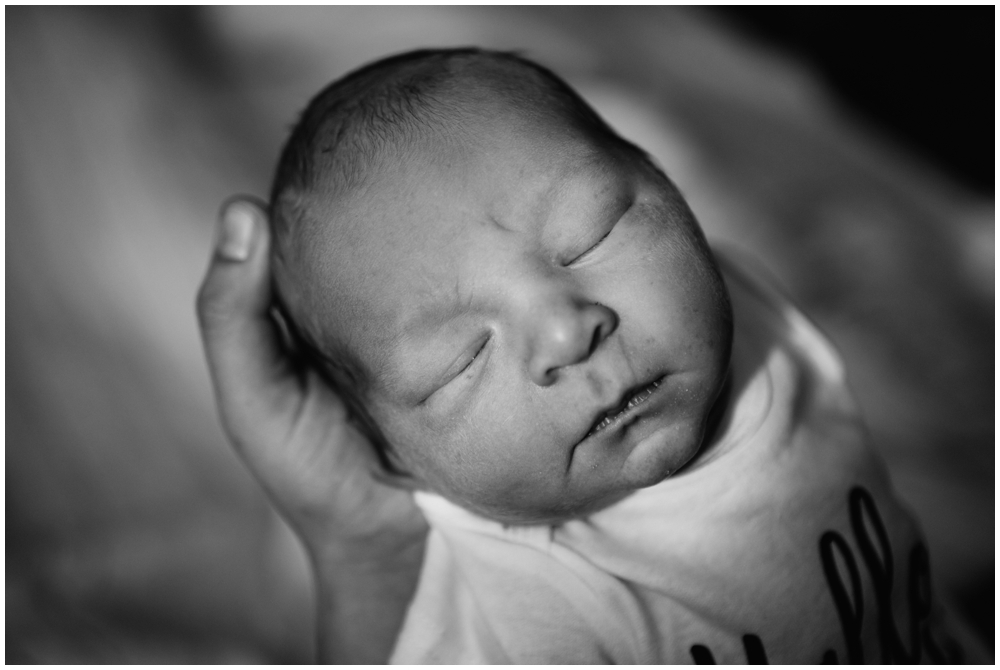 Britta-Passmann-Fotografie_Babyfotografie-Dortmund_Fotograf-Dortmund_Babyfotos-Dortmund_Neugeborenenshooting-Dortmund_Newbornshooting-Dortmund_Fotograf-in-der-Nähe_Fresh48-Shooting-Dortmund_Fresh48-Shooting_Familienfotos-Dortmund_Familienfotos_Babyfotos_Fotoshooting_Newbornshooting_Neugeborenenshooting_Kinderfotos_Kindershooting_Kinderfotos-Dortmund_Kindershooting-Dortmund_Familienshooting-Dortmund_Familienshooting_Babyfotograf-Dortmund_Babyfotograf_Fotoshooting-Ruhrgebiet_Fotoshooting-Westfalen_Fotoshooting-Sauerland-Babyfotos-Sauerland_Neugeborenenfotos-Sauerland_Familienfotos_Sauerland-Fresh48-Shooting-Sauerland_Kinderfotoshooting_Kinderfotoshooting-Dortmund_Fotostudio_Fotostudio-Dortmund