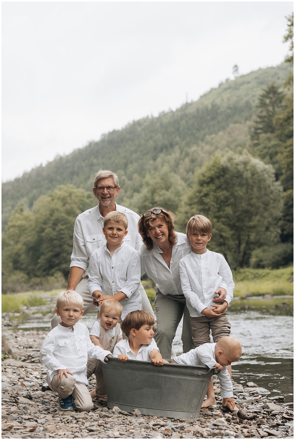 Britta-Passmann-Fotografie_Fotoshooting-Dortmund_Kinderfotos_Generationsshooting_Familienfotos_Babyfotos_Fotoshooting