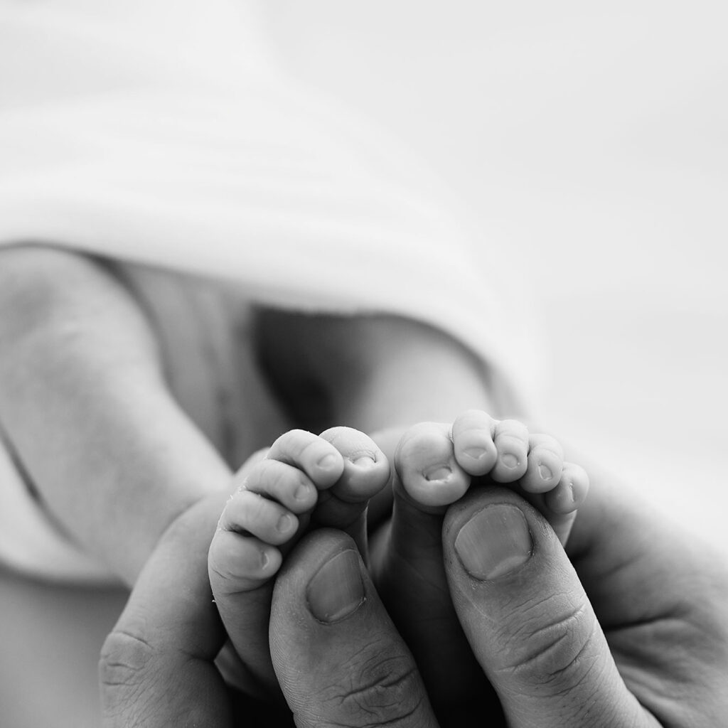 Britta-Passmann-Fotografie-Dortmund-Neugeborenenfotos-Newbornfotos-Babyfotos-Fotoshooting_Fresh48-Shooting_Neugeborenenfotos_im_Krankenhaus