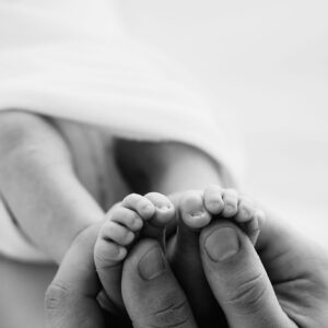 Neugeborenenfotos-Babyfotos-Dortmund-Fotograf-Britta-Passmann-Fotografie-028 Britta-Passmann-Fotografie-Dortmund-Neugeborenenfotos-Newbornfotos-Babyfotos-Fotoshooting_Fresh48-Shooting_Neugeborenenfotos_im_Krankenhaus
