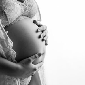 Britta_Passmann_Fotografie_Babybauchshooting_Dortmund_Schwnagerschaftsfotos_004